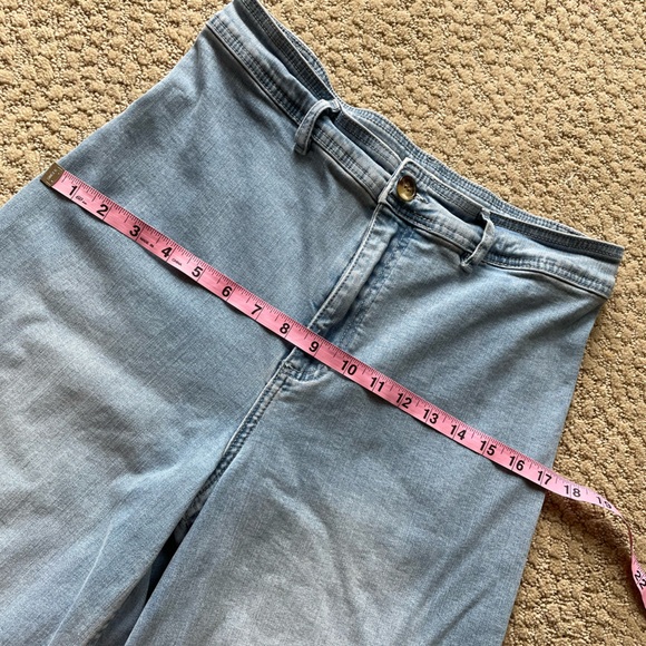 Billabong Wide Leg light wash high rise jeans - Picture 8 of 12